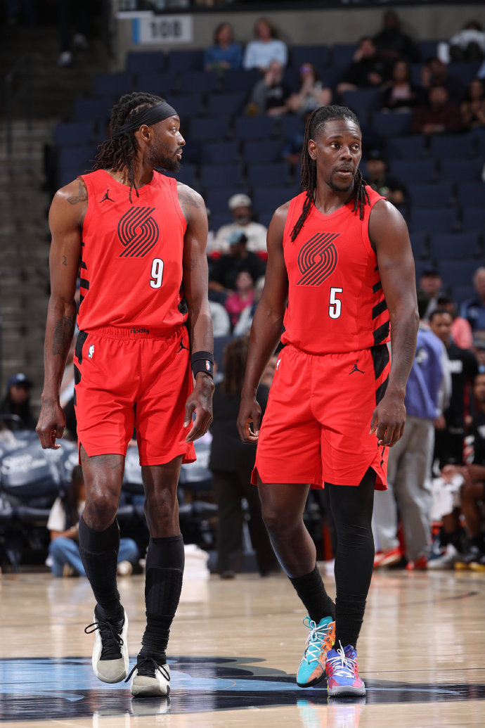 JRS直播吧-开拓者三杀灰熊！霍勒迪35分5板11助，格兰特30分9板，罗威20+11|三分球|罗伯特·威廉姆斯三世|罗伯特-威廉姆斯|波特兰开拓者队|孟菲斯灰熊_新浪新闻