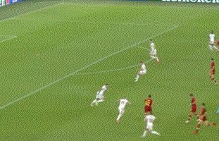 JRS直播-【欧协杯】队长双响 沙拉维+亚伯破门 罗马5比1逆转